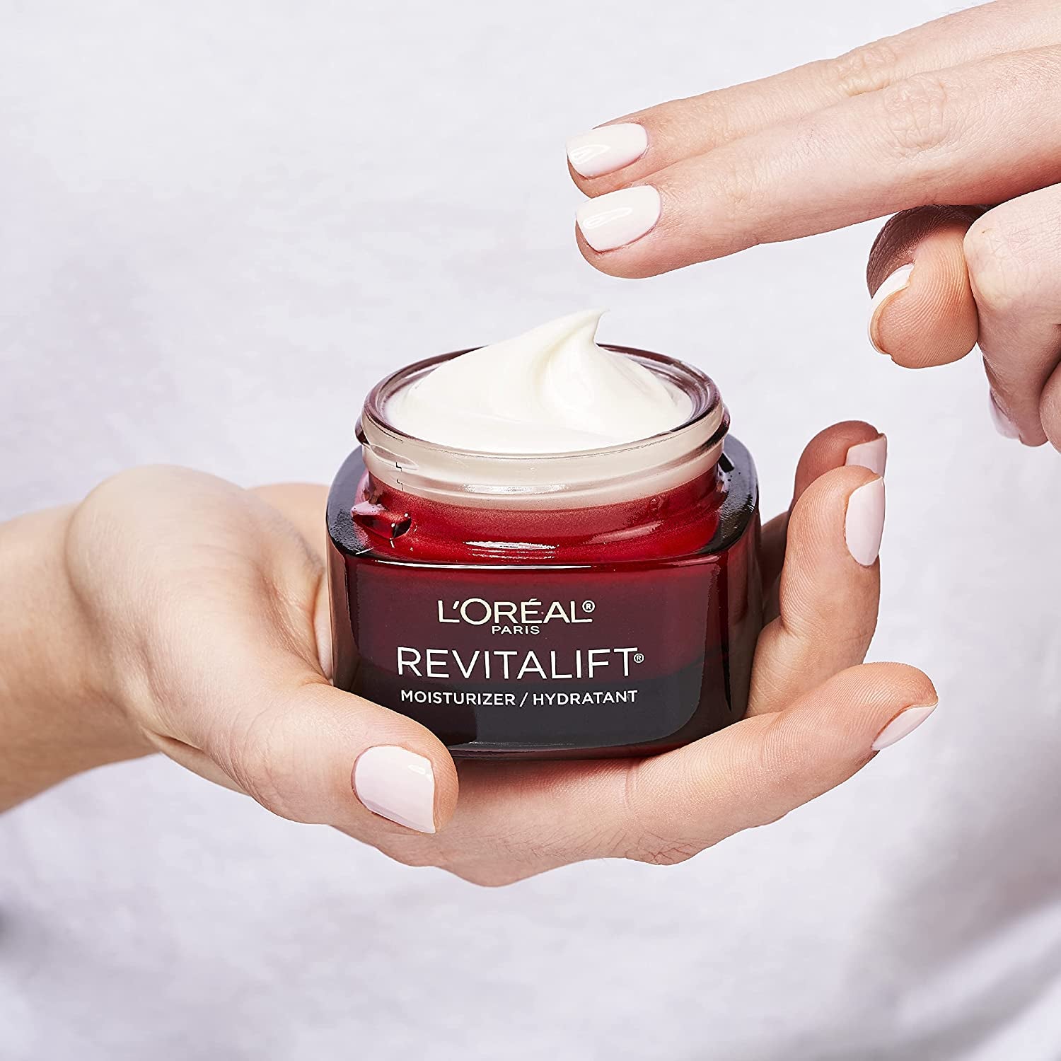 L'Oreal Paris Revitalift Triple Power Daily Face Moisturizer